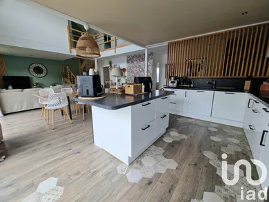 Maison à Brem-sur-Mer (85470)