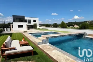 House at Vénéjan (30200)