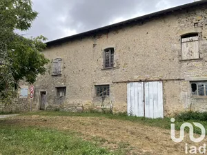 Barn at Vailhourles (12200)