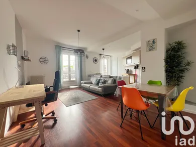 Apartment at Reims (51100)