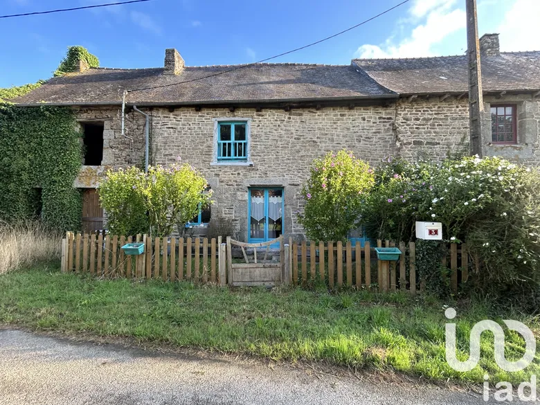 Maison 2 pièces 102 m² · à Ménéac · 102 m² · 95 000 €