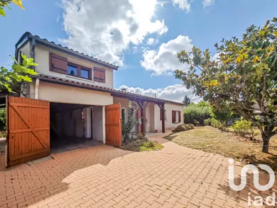 House at Marmande (47200)