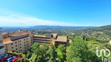 Apartment in Grasse (06130)