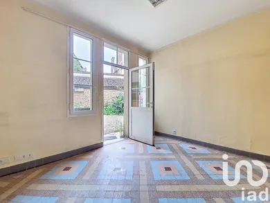 Immeuble à Châtillon-Coligny (45230)