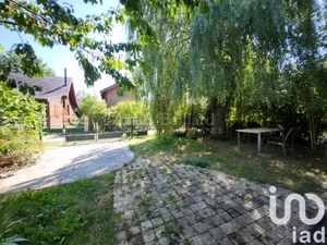 Chalet in Réau (77550)