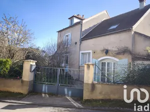 Village house in Asquins (89450)