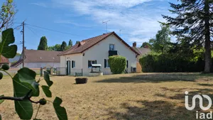 Maison de village à Jouet-sur-l'Aubois (18320)