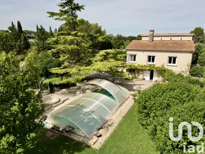 Maison de campagne à Carpentras (84200)