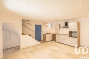 Maison de village à Fontvieille (13990)