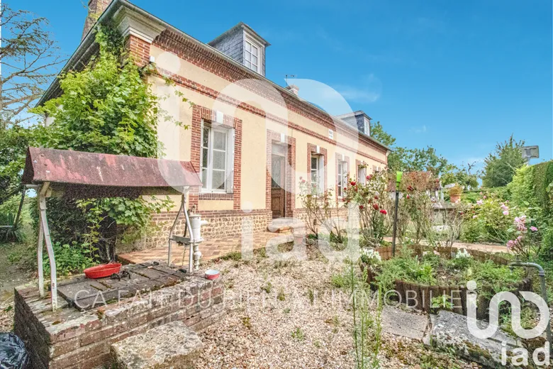 Maison 5 pièces 125 m² · à Ambenay · 125 m² · 145 000 €