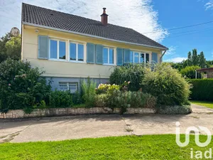 House at Collemiers (89100)