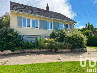 Maison à Collemiers (89100)