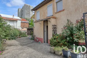 House at Bagnolet (93170)