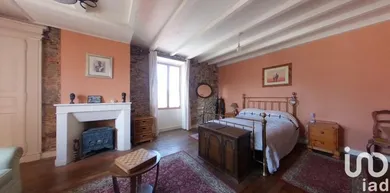 Maison de ville à Chabanais (16150)