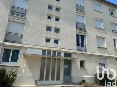 Apartment at Troyes (10000)