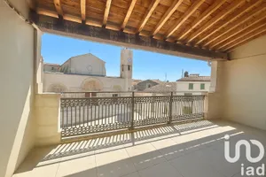 Triplex à Saint-Gilles (30800)