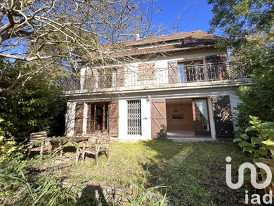 Maison traditionnelle à Beynes (78650)