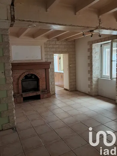 House at Loretz-d'Argenton (79290)