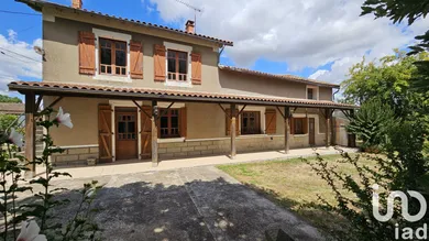 Maison de village à Saint-Macoux (86400)