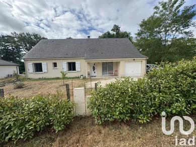 Village house at Dampierre-en-Burly (45570)
