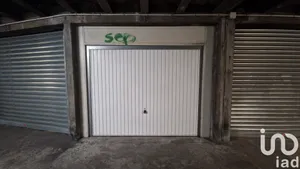 Garage at Grenoble (38000)