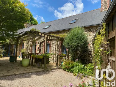 Longere at Quemper-Guezennec (22260)