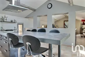 Apartment in Caromb (84330)