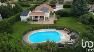 House at Pia (66380)