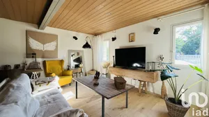 House at Izon (33450)