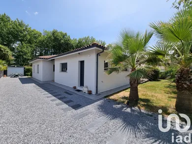 Traditional house at Mios (33380)