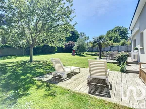 Traditional house in Saint-Lunaire (35800)