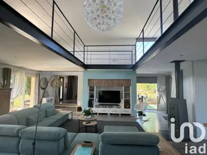 Maison d'architecte à Bellefont-La Rauze (46090)