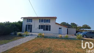 Maison de campagne à Fontivillié (79500)