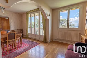 Apartment in Sainte-Foy-lès-Lyon (69110)