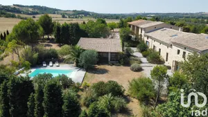 House at Montferrand (11320)