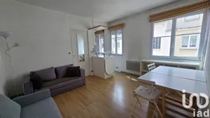 Apartment at Paris (75018)