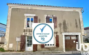 Maison à Vars (16330)