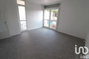 Apartment at Avon (77210)