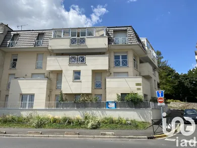 Apartment at Ablon-sur-Seine (94480)