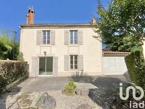 House at Mervent (85200)