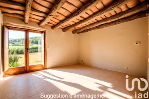 Barn at Ploumagoar (22970)