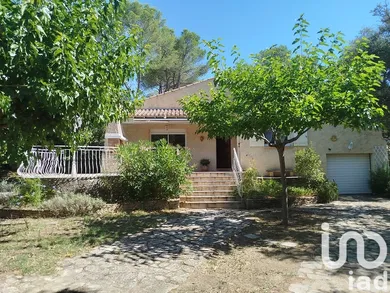 Traditional house at Caveirac (30820)