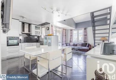 Duplex at Athis-Mons (91200)