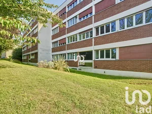 Appartement à Les Clayes-sous-Bois (78340)