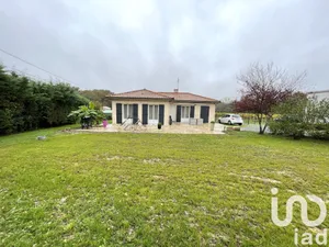 Maison traditionnelle à Bonzac (33910)