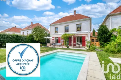 House at Serris (77700)