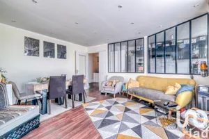 Apartment at Lognes (77185)