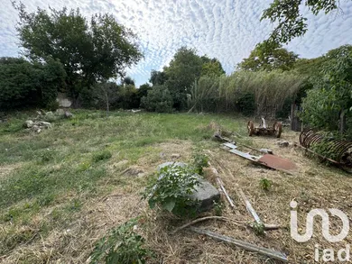 Land in Gajan (30730)