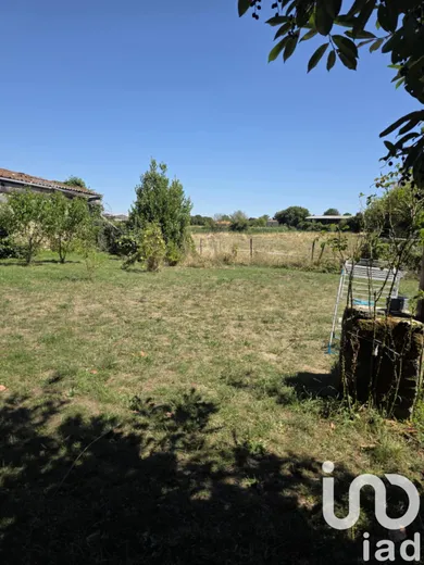 Maison de campagne à Saint-Juire-Champgillon (85210)