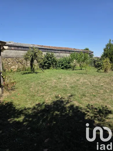 Maison de campagne à Saint-Juire-Champgillon (85210)
